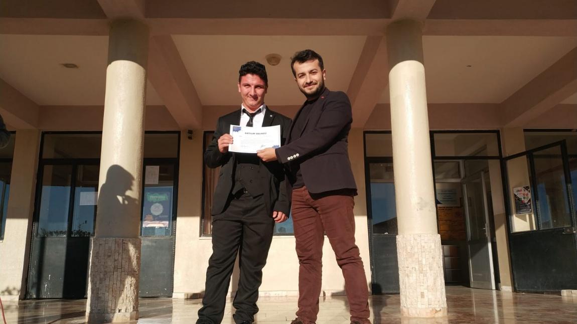 Öğrencimiz Nevzat Can KARADİREK, Hutbe Okuma yarışmasında Muğla İkincisi oldu.